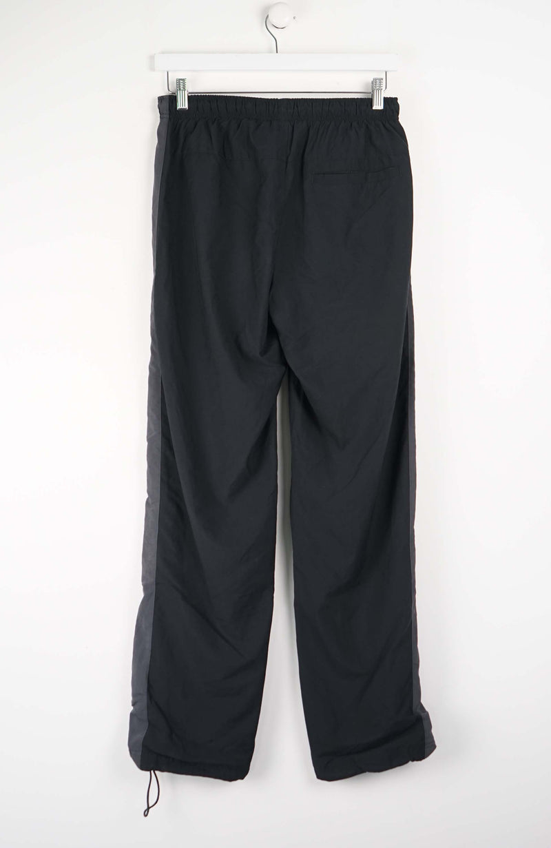 VINTAGE NIKE TRACK PANTS (S)
