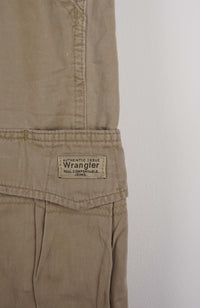 VINTAGE WRANGLER CARGO SHORTS W34