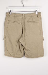 VINTAGE WRANGLER CARGO SHORTS W32