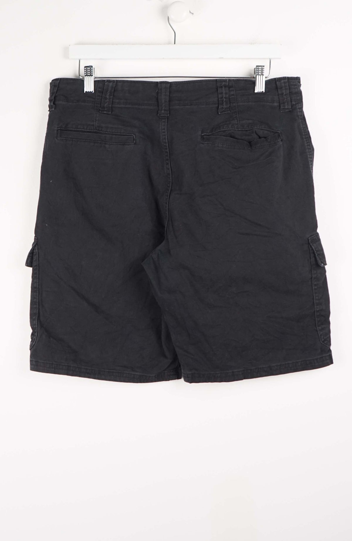 VINTAGE WRANGLER CARGO SHORTS W36
