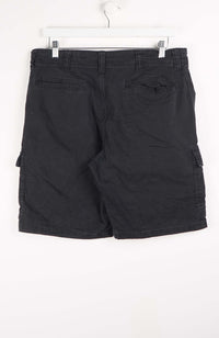 VINTAGE WRANGLER CARGO SHORTS W36