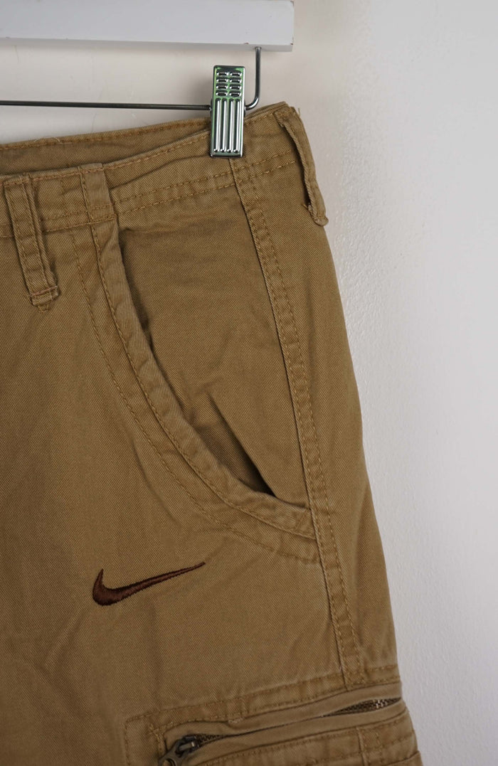 VINTAGE REWORK CARGO SHORTS W28