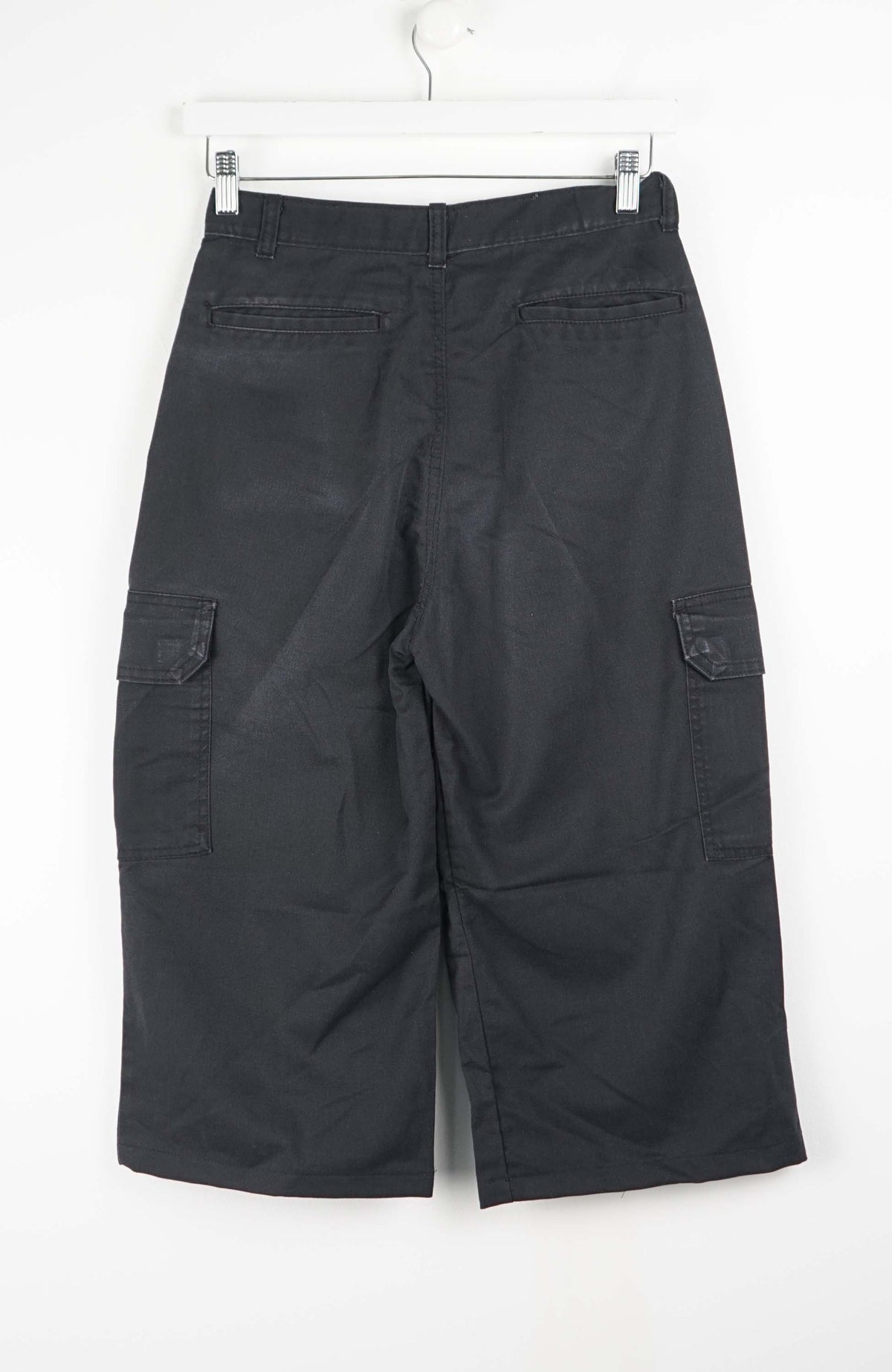 VINTAGE REWORK CARGO CAPRI SHORTS W28