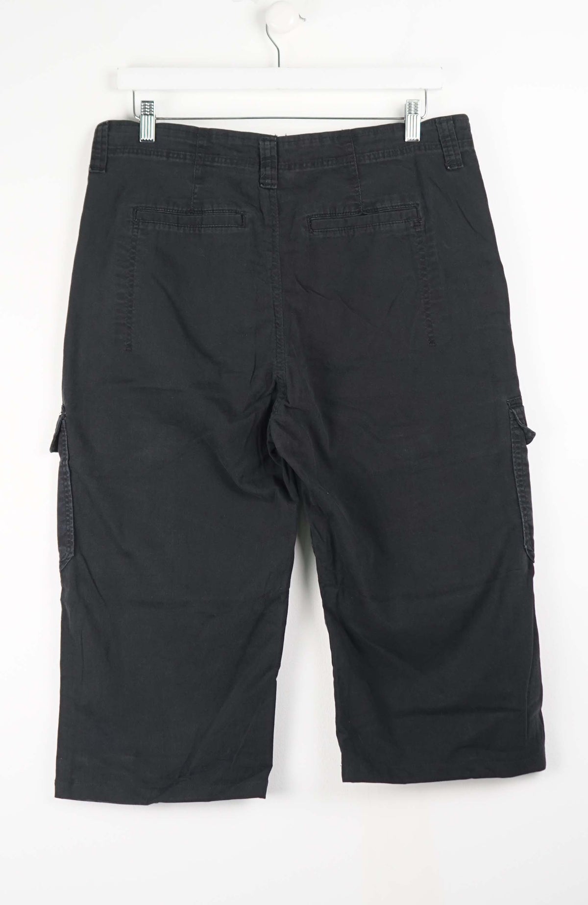 VINTAGE REWORK CARGO CAPRI SHORTS W36