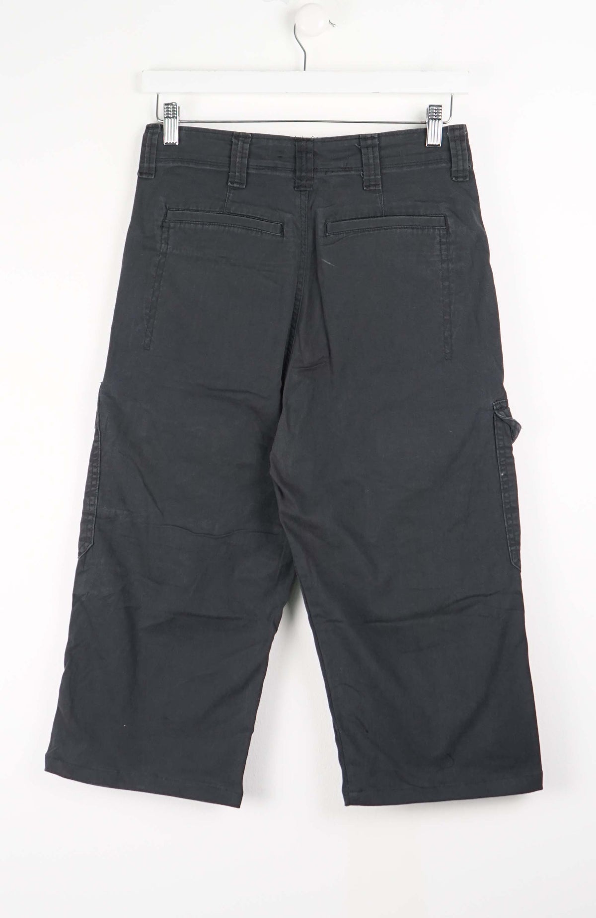 VINTAGE REWORK CARGO CAPRI SHORTS W29