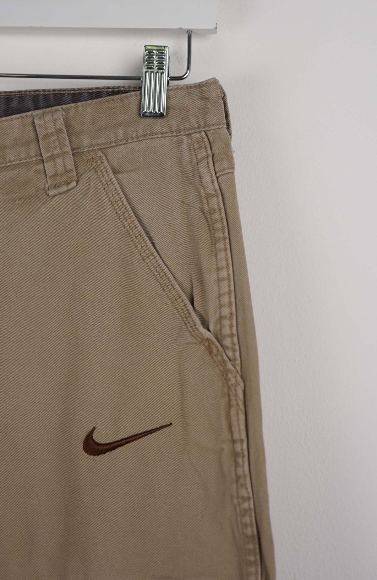 VINTAGE REWORK CARGO CAPRI SHORTS W30