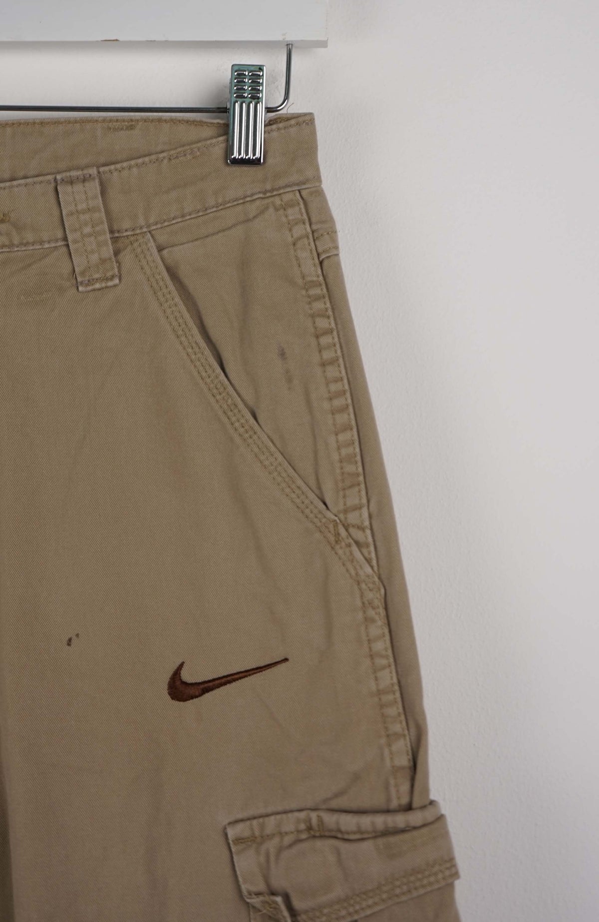 VINTAGE REWORK CARGO CAPRI SHORTS W30