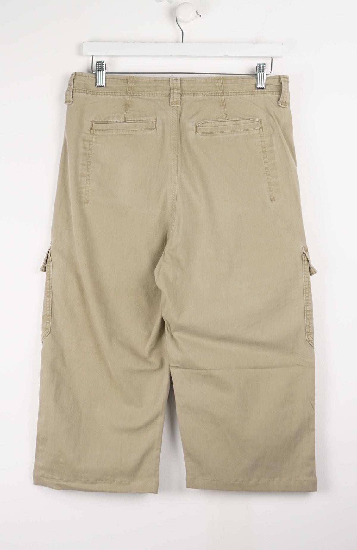 VINTAGE REWORK CARGO CAPRI SHORTS W32