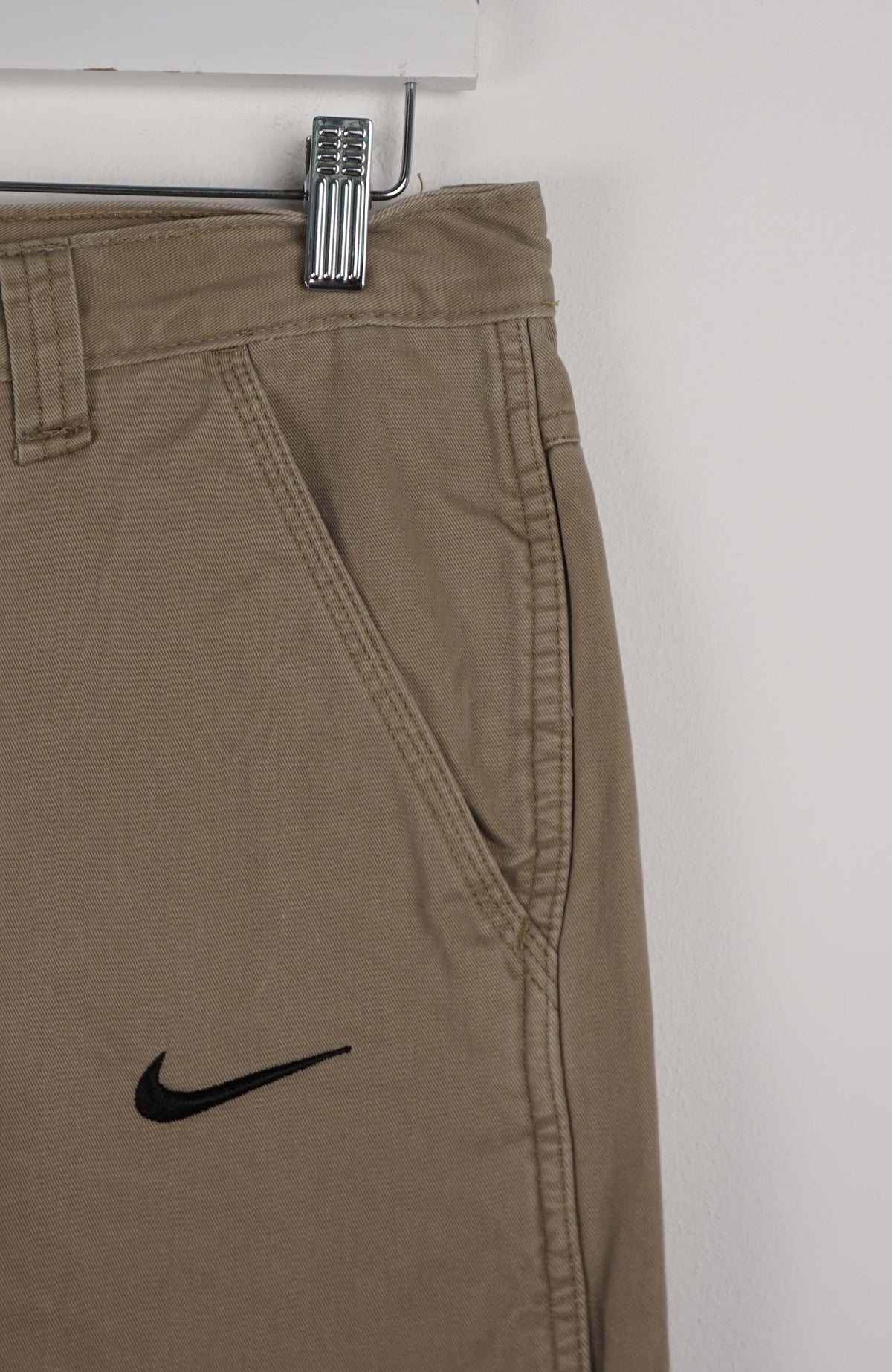 VINTAGE REWORK CARGO CAPRI SHORTS W34