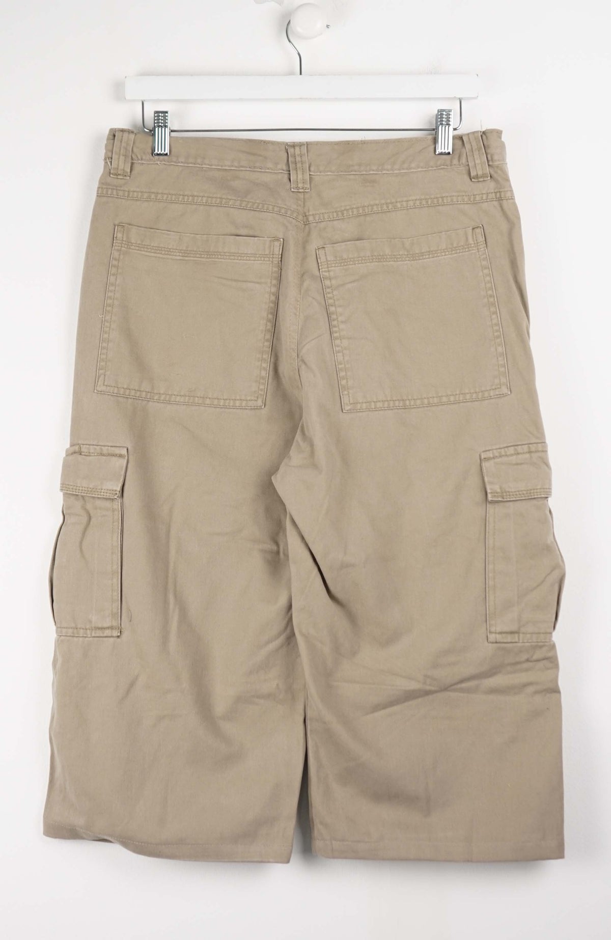 VINTAGE REWORK CARGO CAPRI SHORTS W34