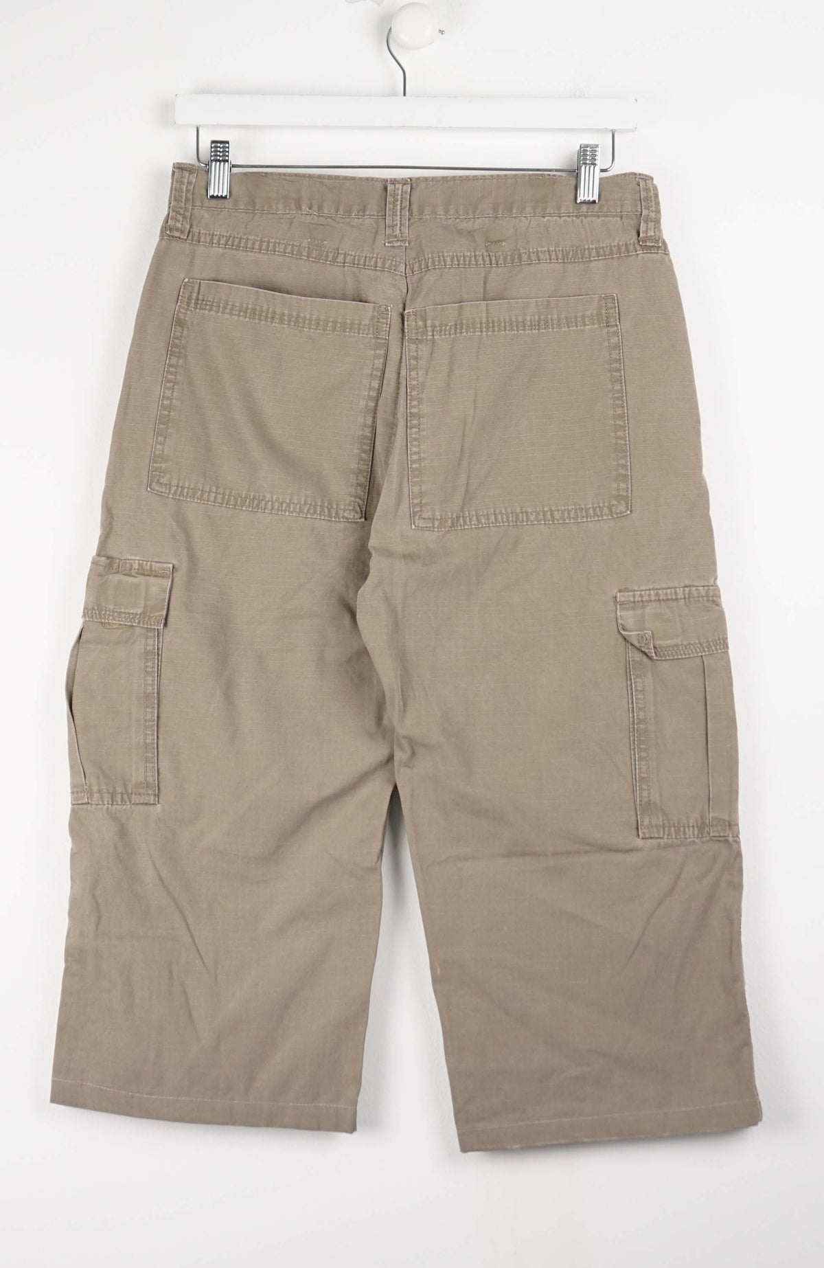 VINTAGE REWORK CARGO CAPRI SHORTS W32