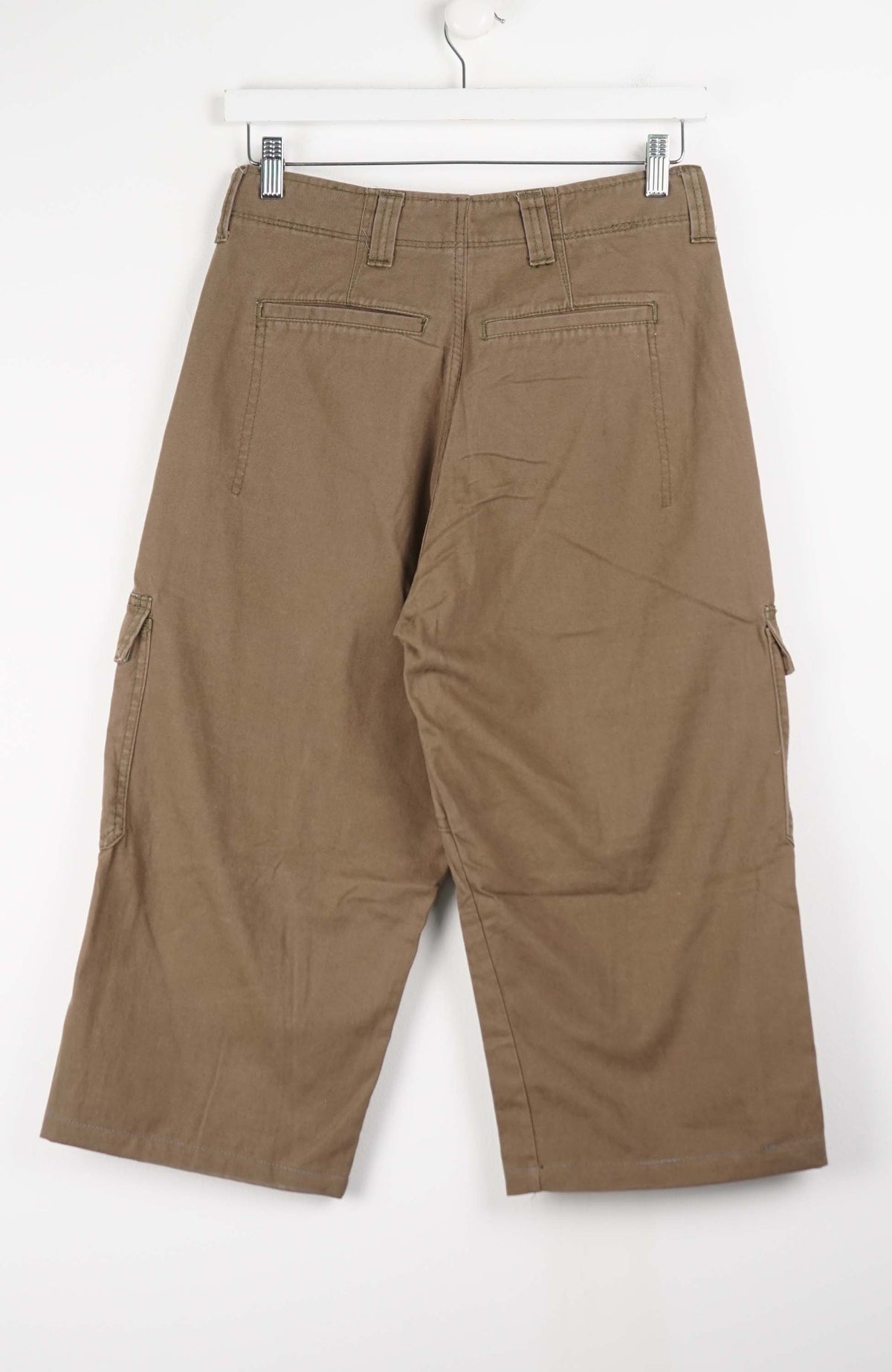 VINTAGE REWORK CARGO CAPRI SHORTS W29