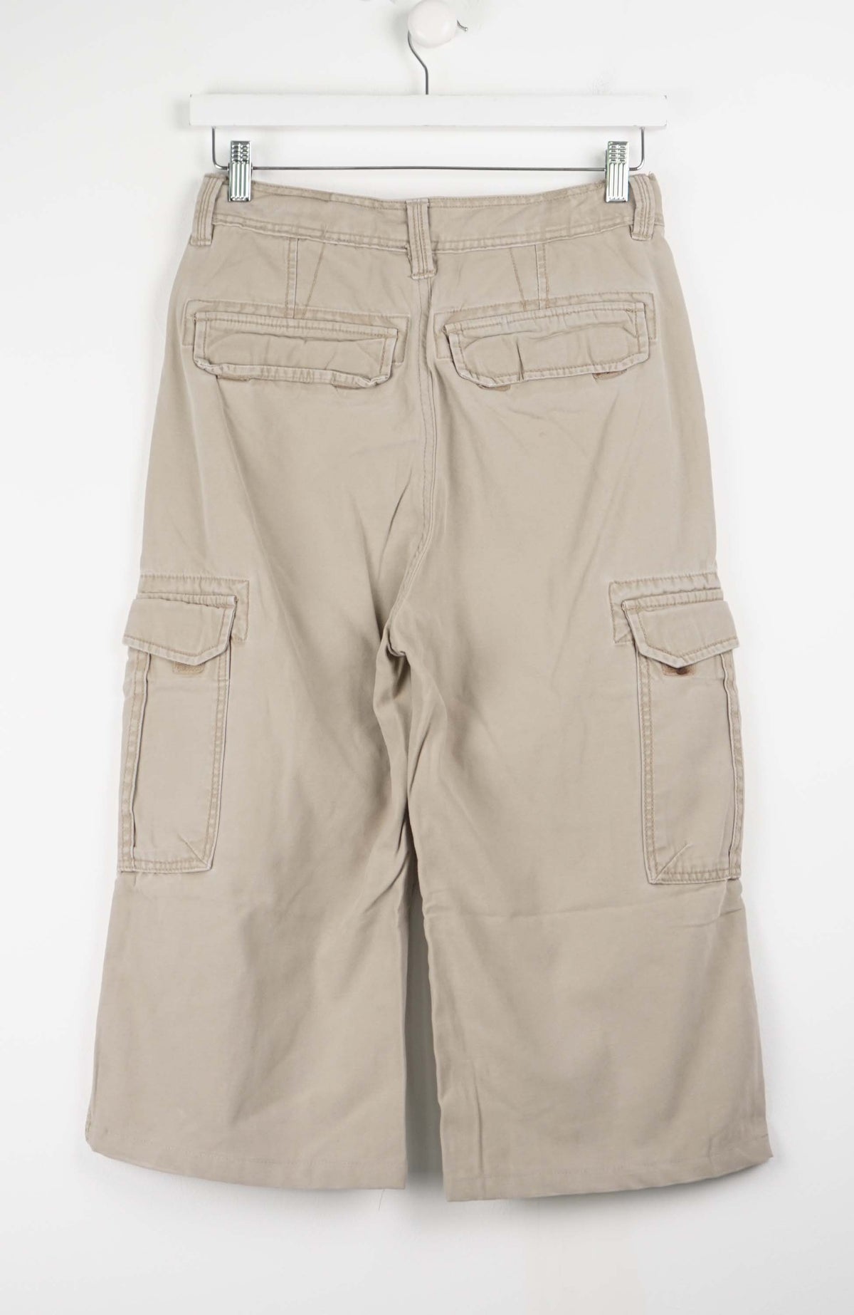 VINTAGE REWORK CARGO CAPRI SHORTS W28