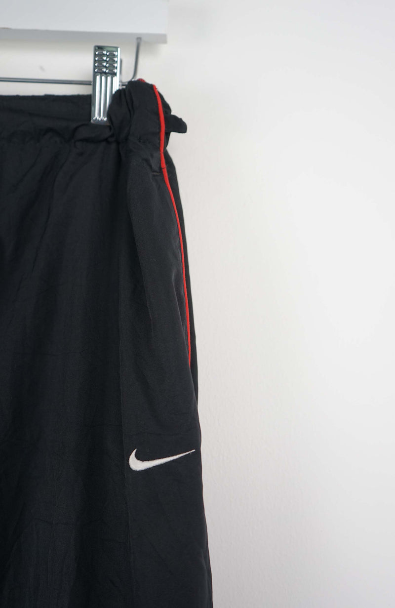 VINTAGE NIKE TRACK PANTS (M)