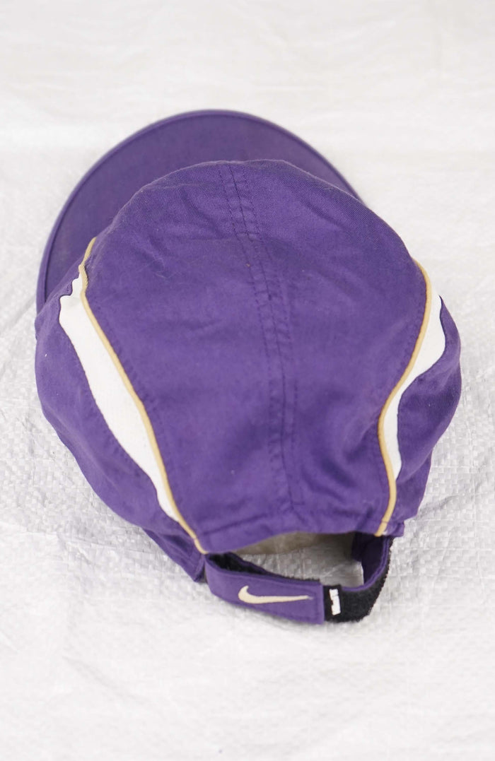 VINTAGE NIKE WASHINGTON HAT