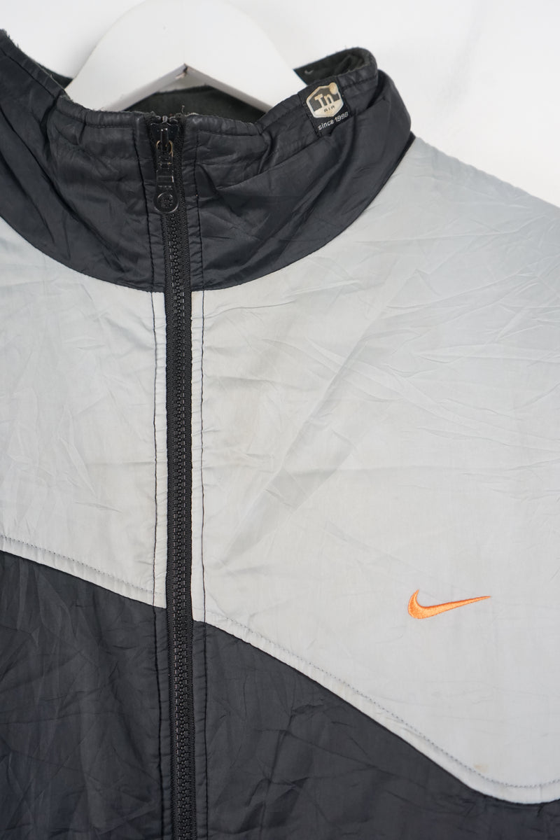 VINTAGE NIKE WINDBREAKER (XXL)