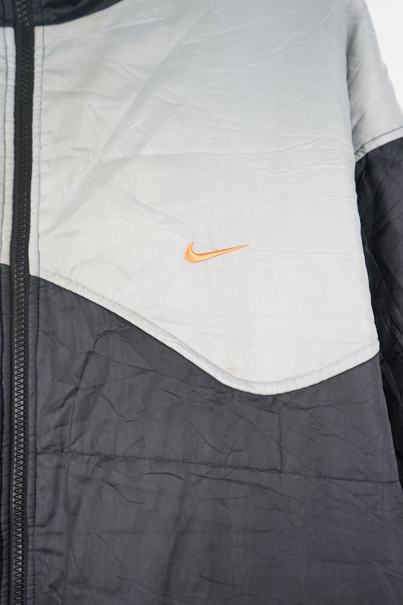 VINTAGE NIKE WINDBREAKER (XXL)
