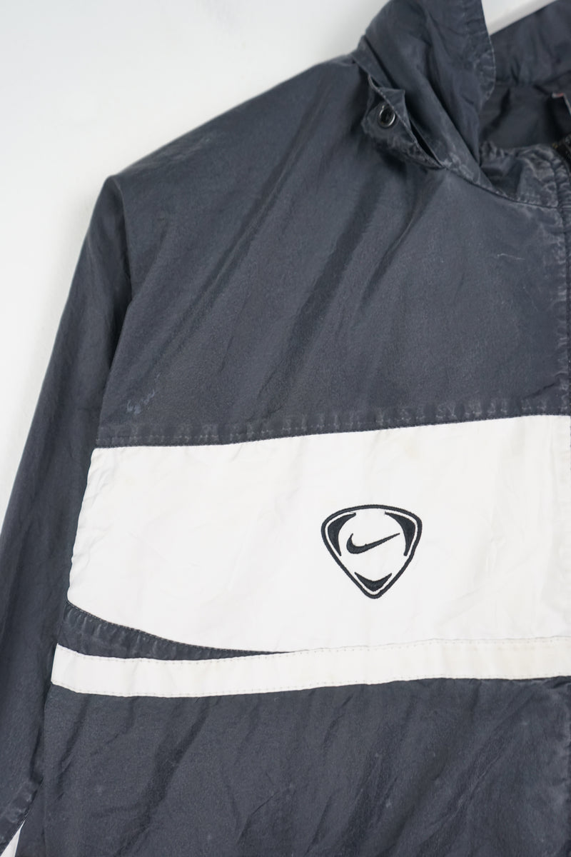 VINTAGE NIKE WINDBREAKER (L)