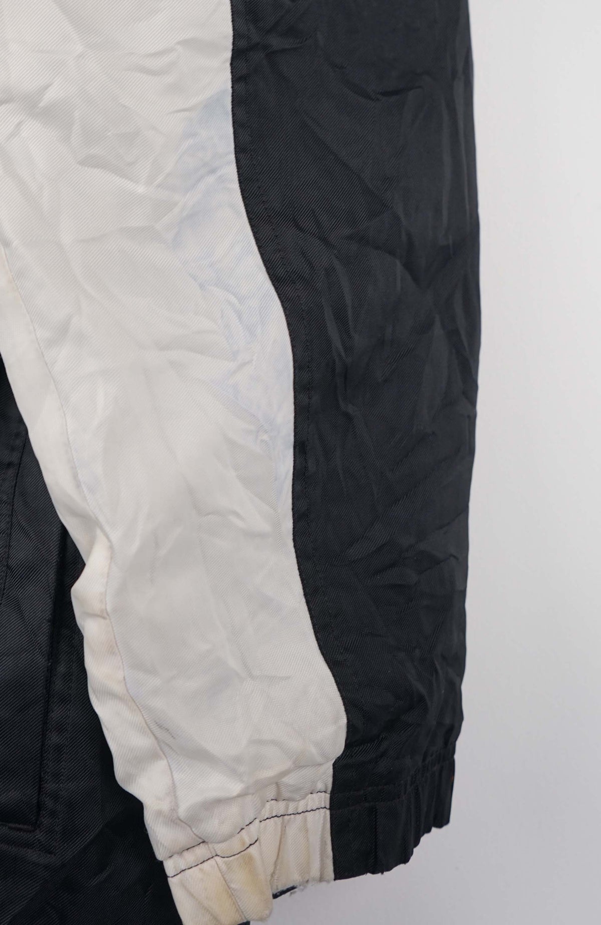 VINTAGE NIKE WINDBREAKER (XXL)