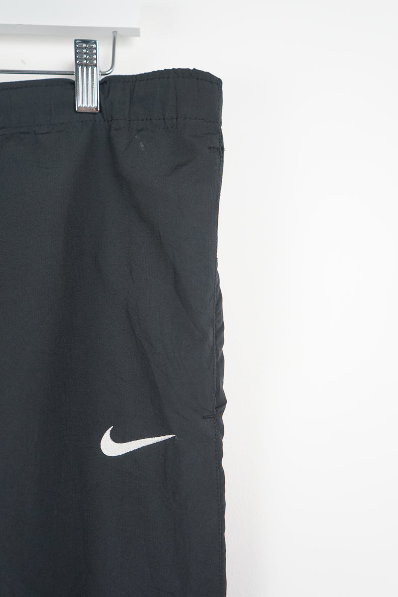 VINTAGE NIKE TRACK PANTS (XL)