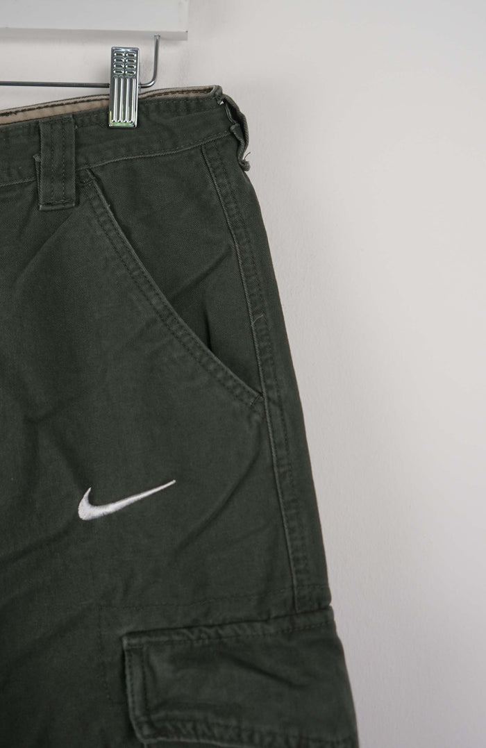 VINTAGE REWORK CARGO SHORTS W32