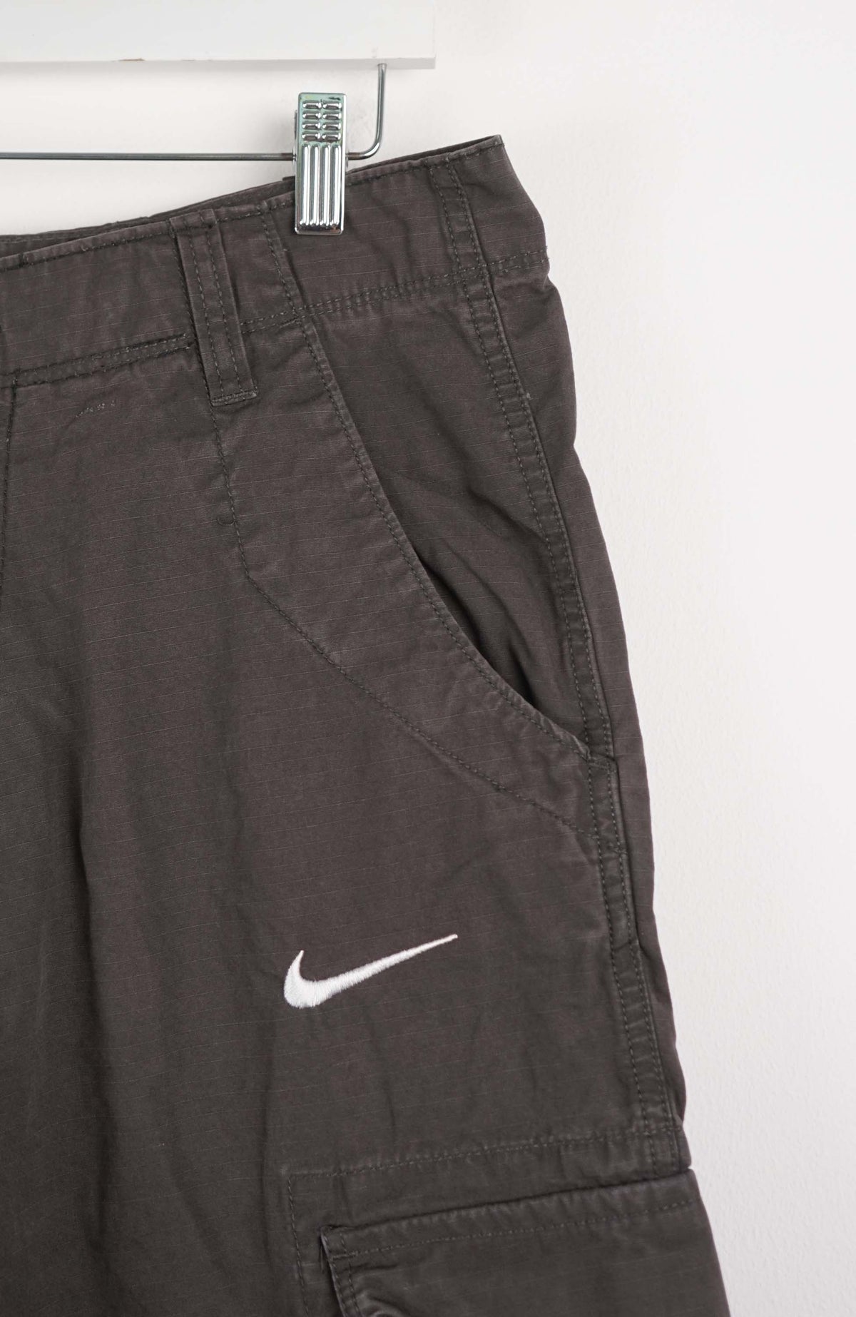 VINTAGE REWORK CARGO SHORTS W33