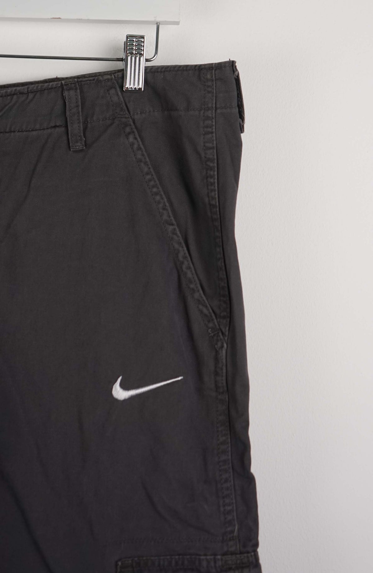 VINTAGE REWORK CARGO SHORTS W38