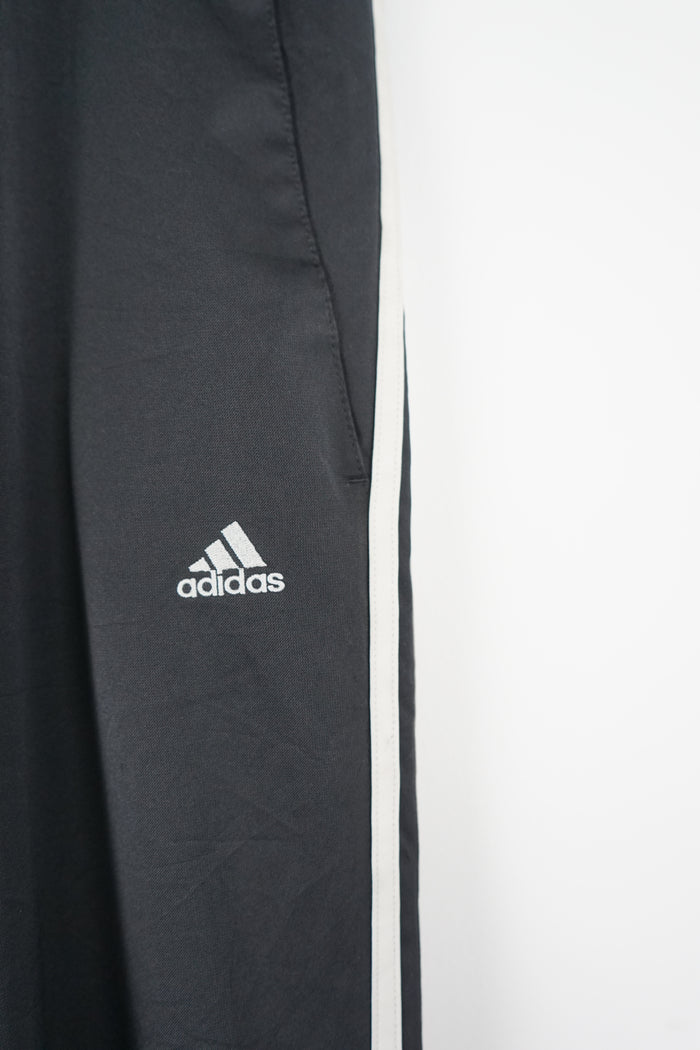 VINTAGE ADIDAS TRACK PANTS (XXL)