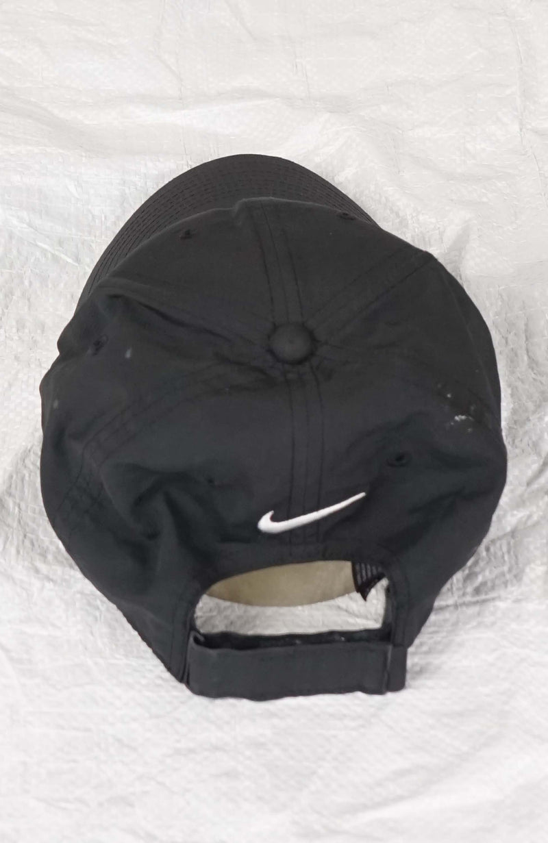 VINTAGE NIKE HAT