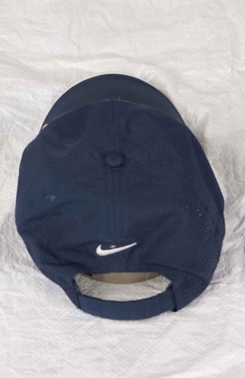 VINTAGE NIKE HAT