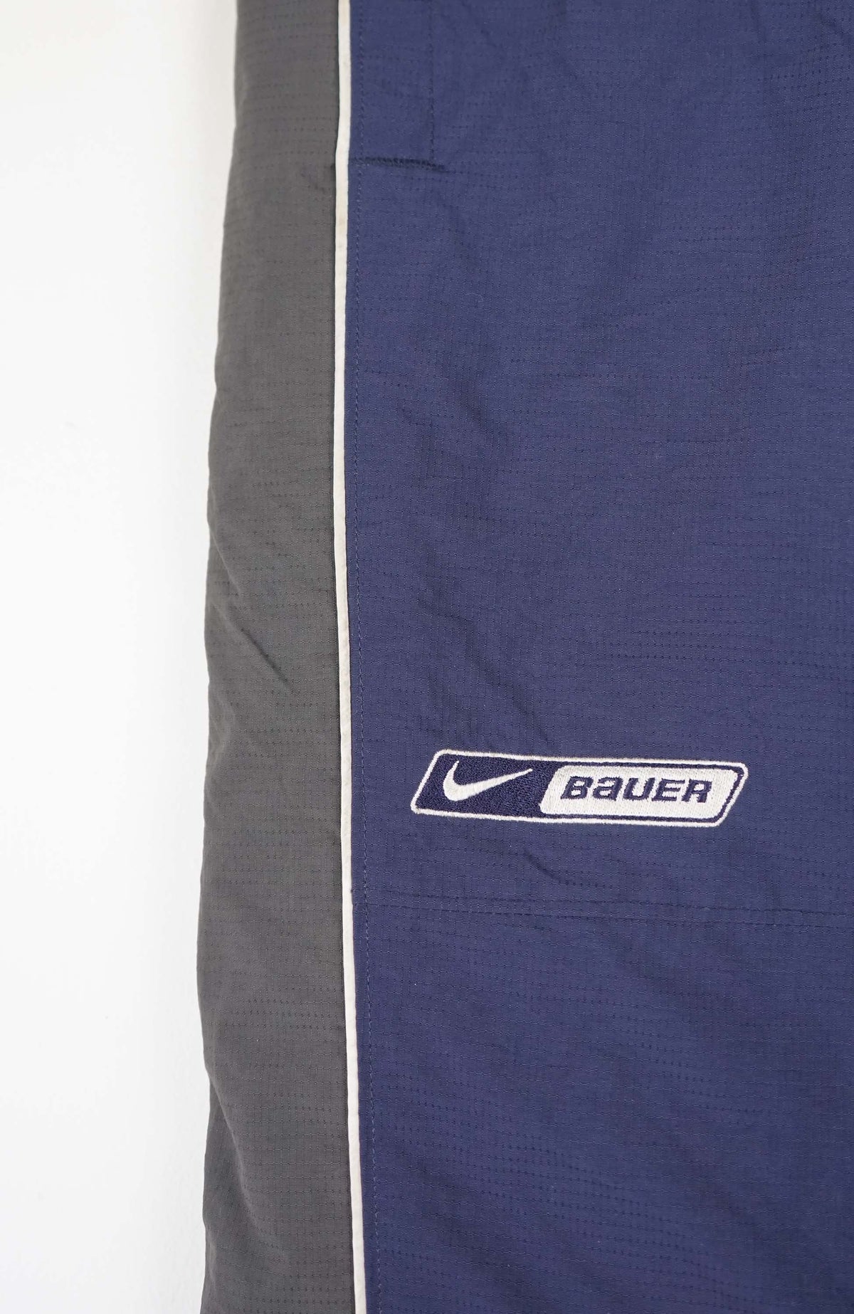 VINTAGE NIKE TRACK PANTS (XXS)