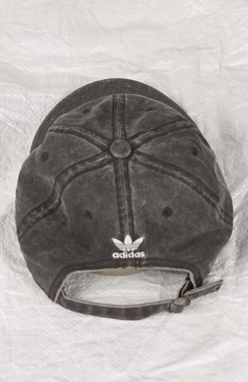VINTAGE ADIDAS HAT