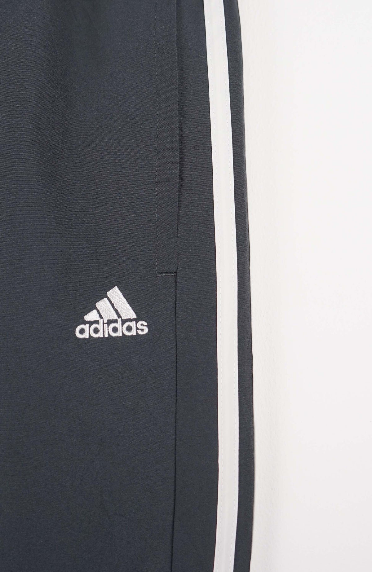 VINTAGE ADIDAS TRACK PANTS (S)