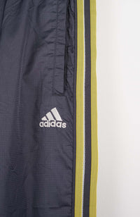 VINTAGE ADIDAS TRACK PANTS (S)
