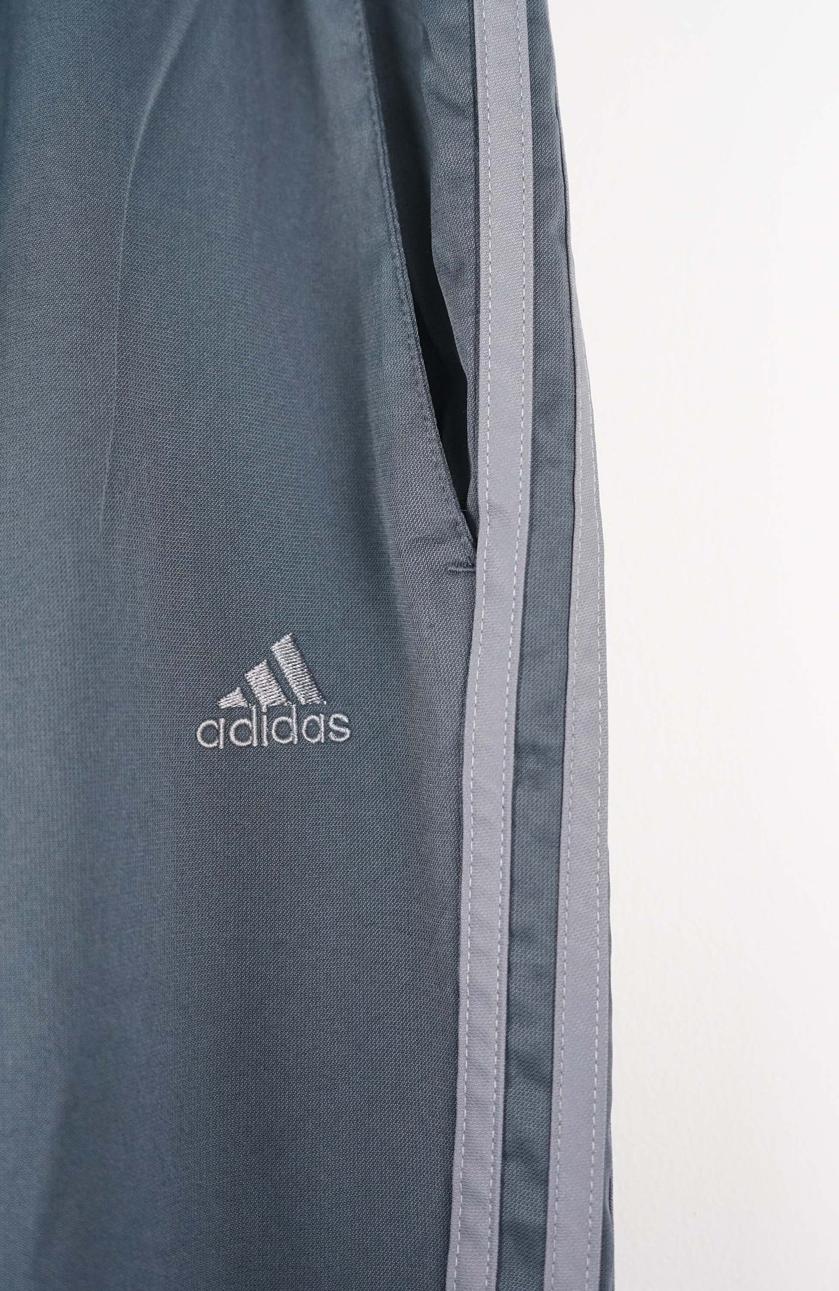 VINTAGE ADIDAS TRACK PANTS (XL)