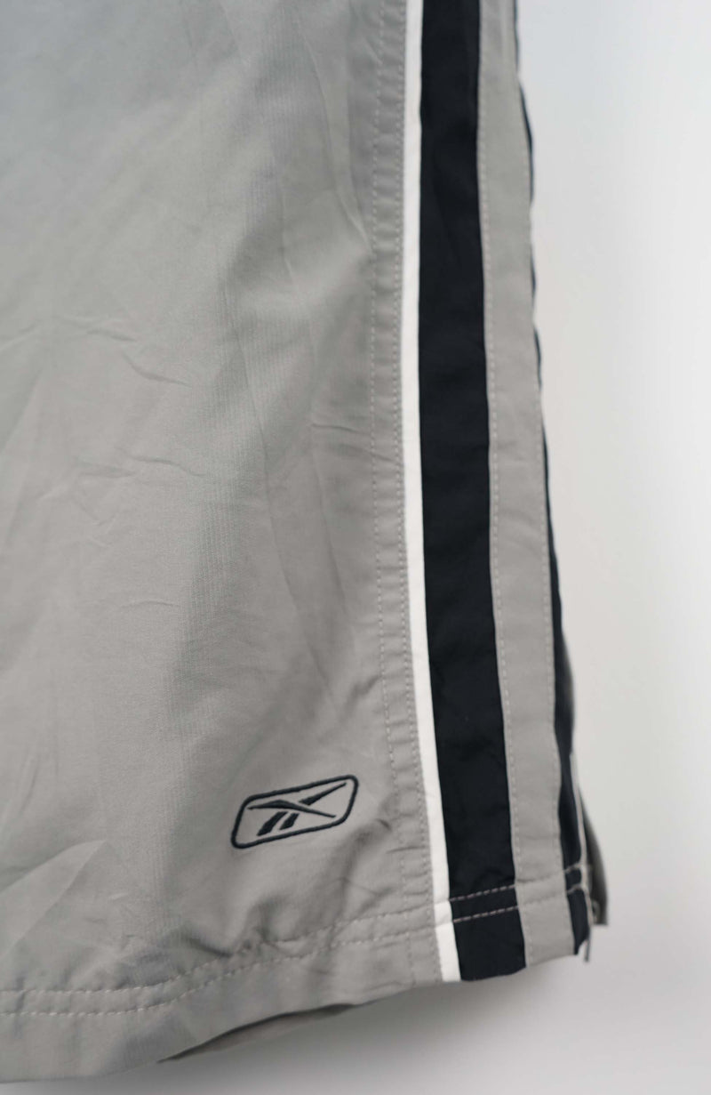 VINTAGE REEBOK TRACK PANTS (L)