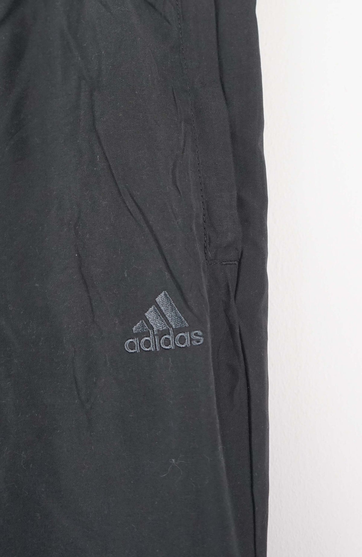 VINTAGE ADIDAS TRACK PANTS (L)