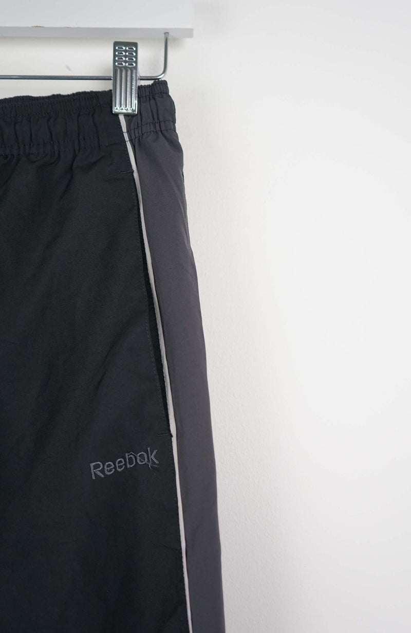 VINTAGE REEBOK TRACK PANTS (S)