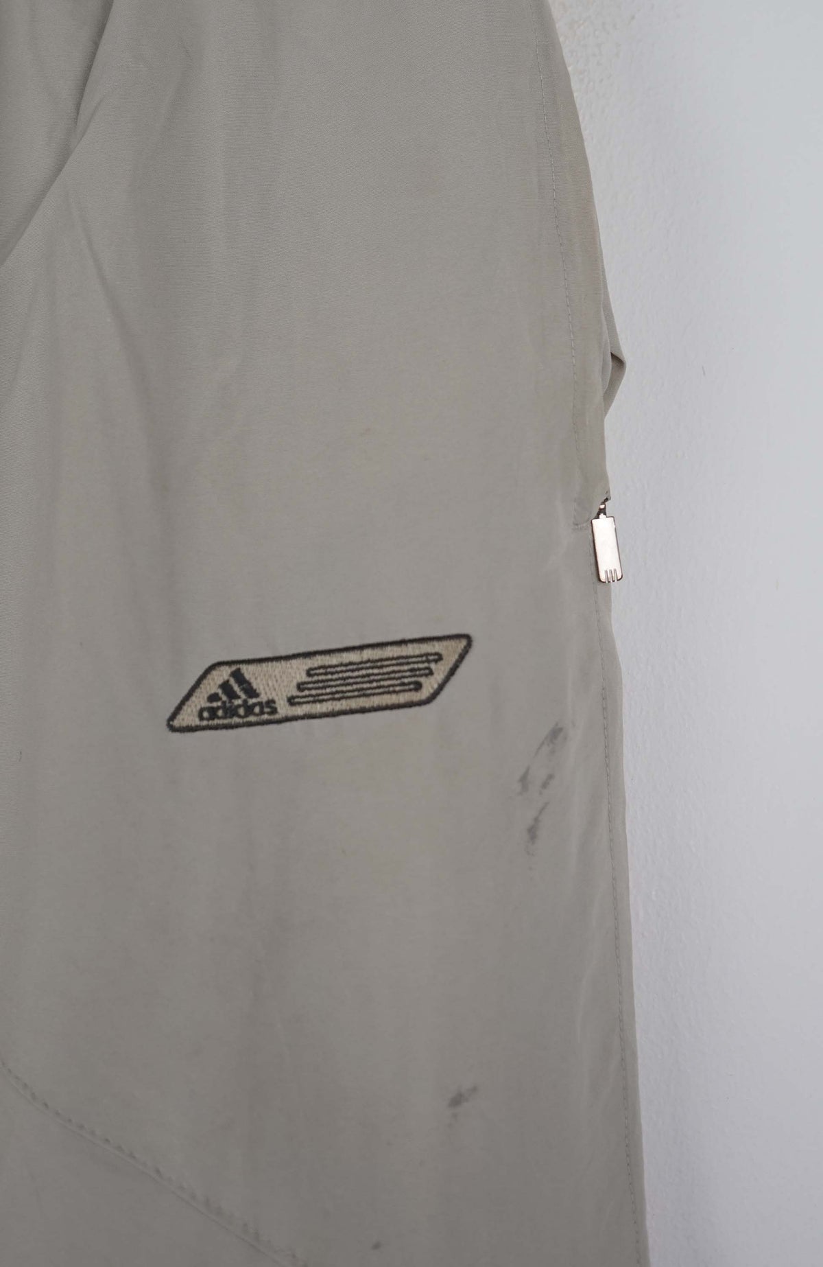 VINTAGE ADIDAS TRACK PANTS (S)