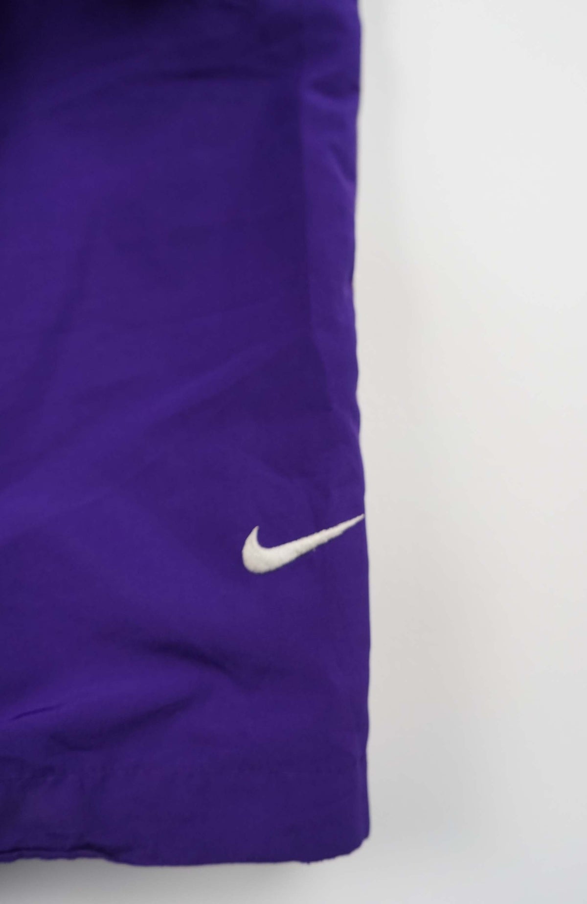 VINTAGE NIKE TRACK PANTS (L)