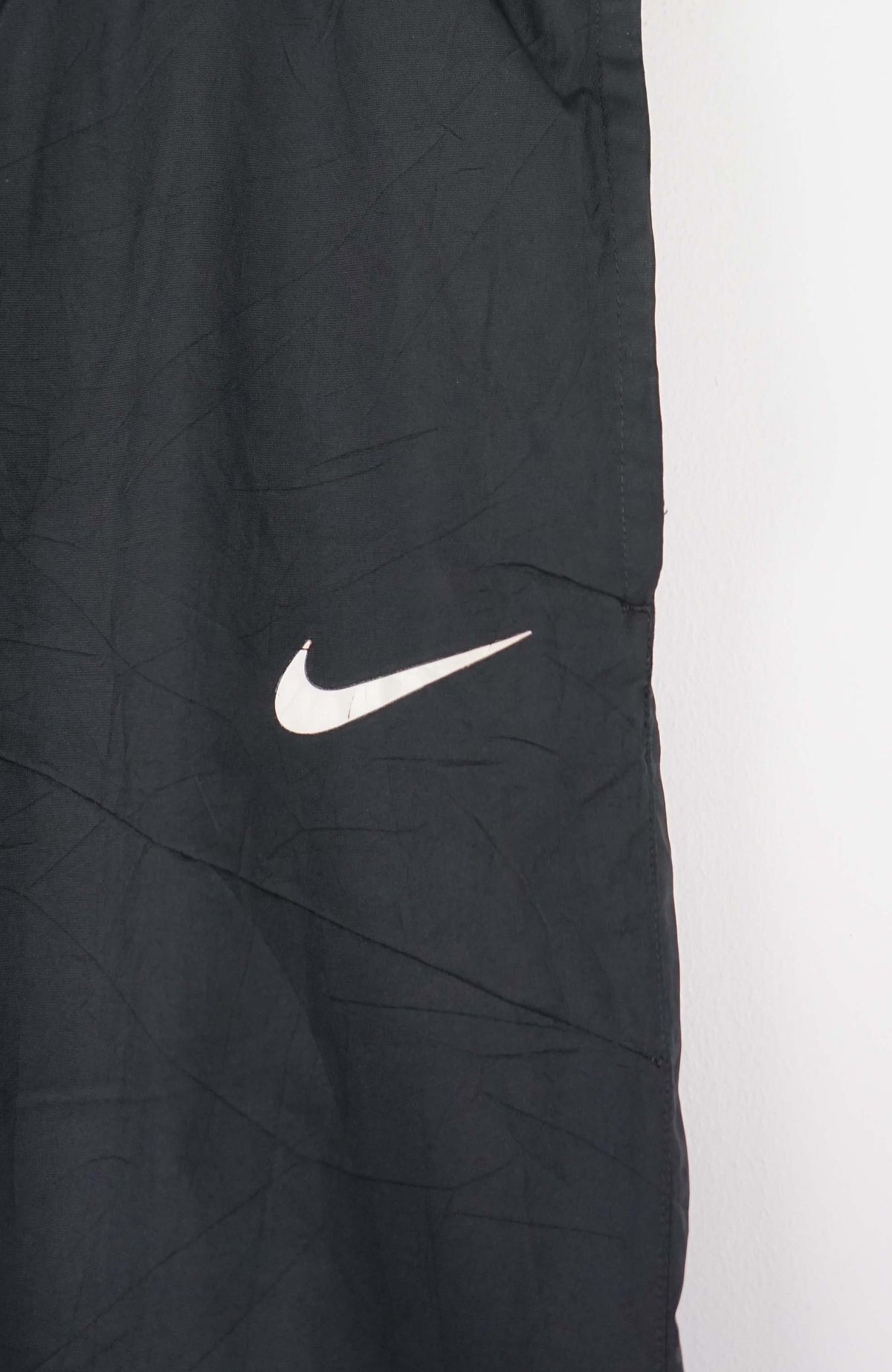 VINTAGE NIKE TRACK PANTS (L)