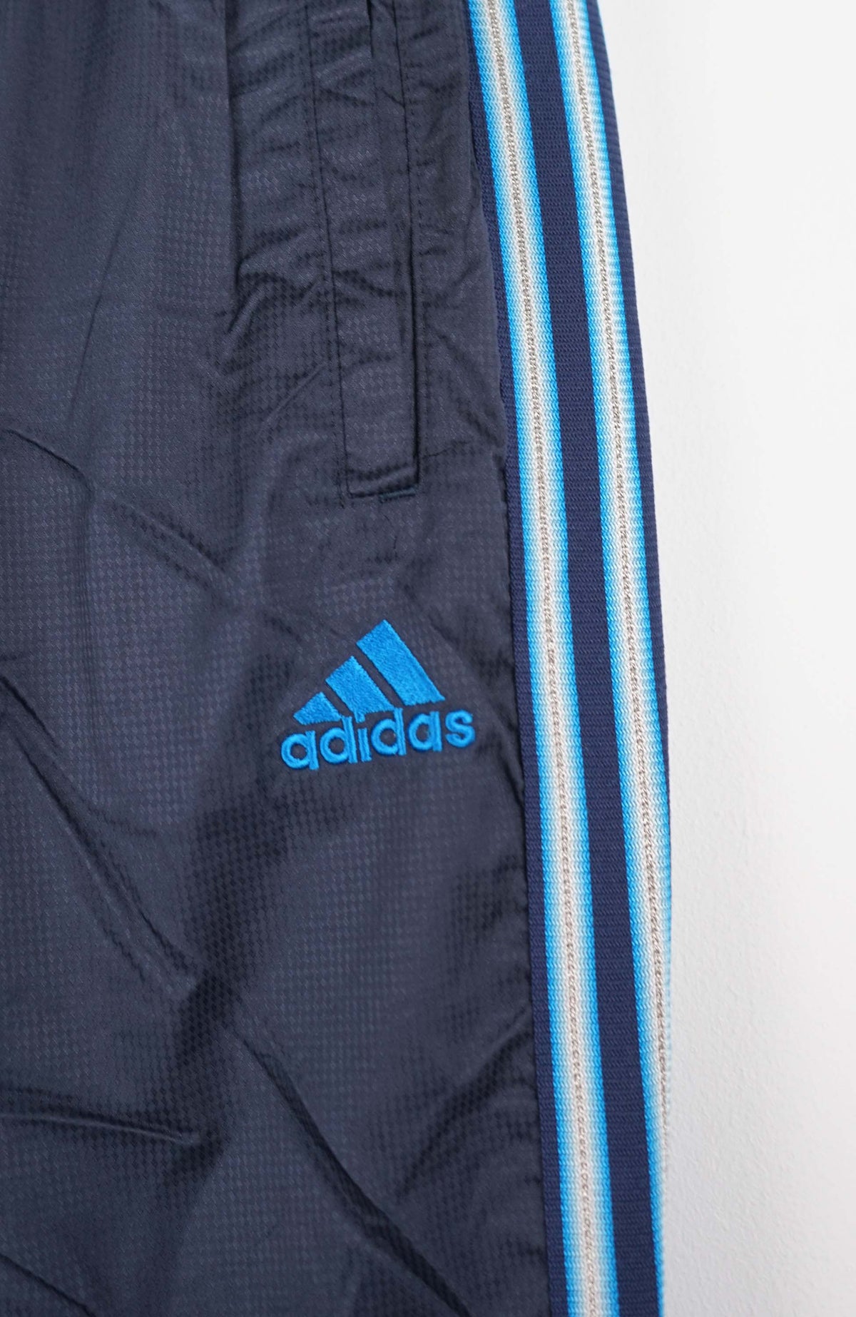 VINTAGE ADIDAS TRACK PANTS (M)