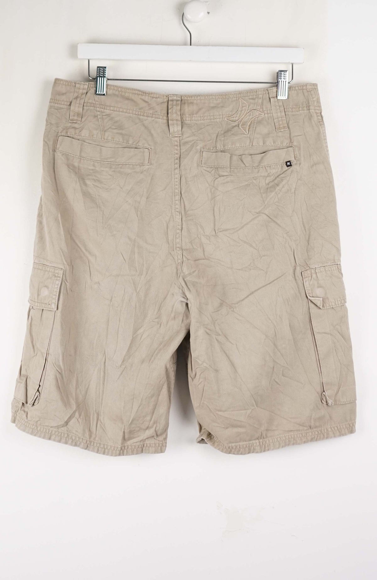 VINTAGE HURLEY CARGO SHORTS W37