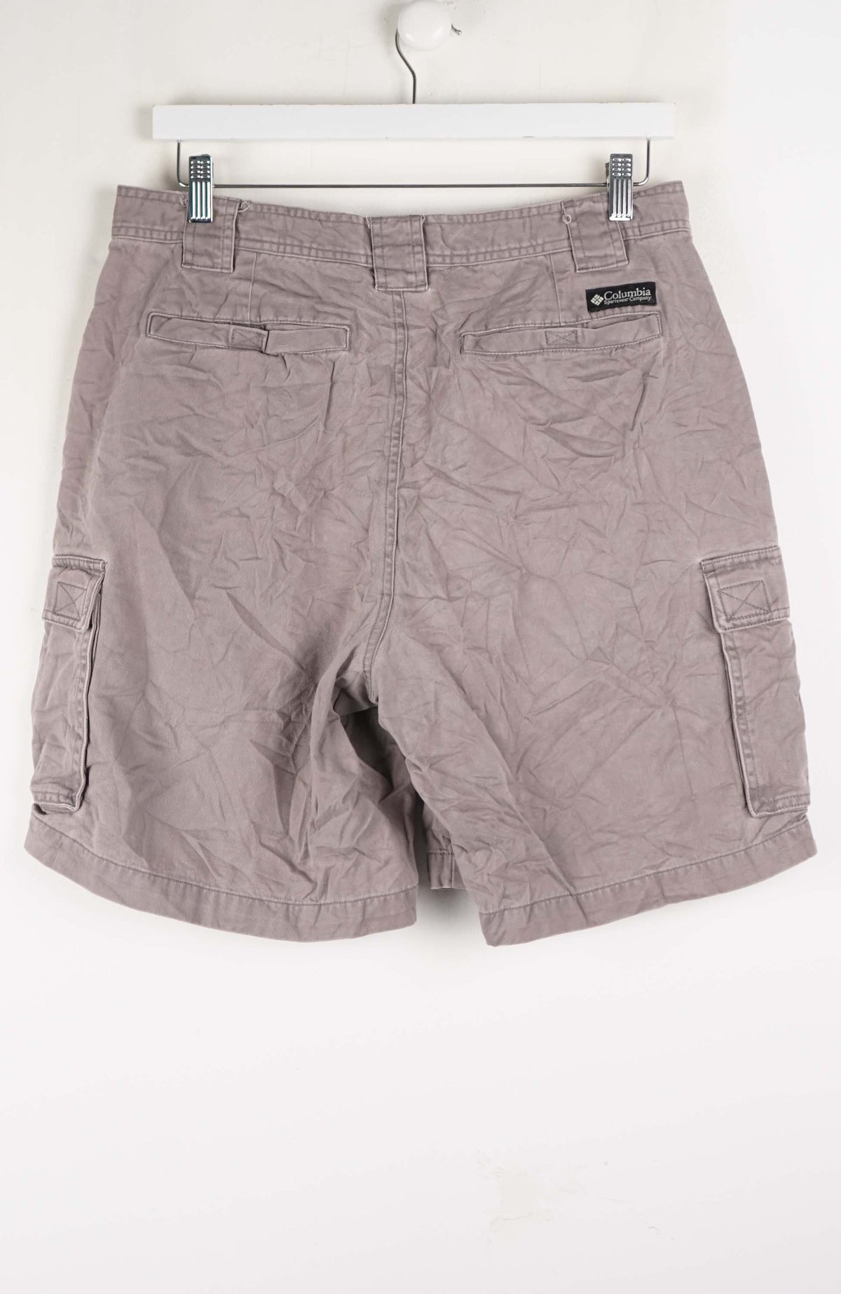VINTAGE COLUMBIA CARGO SHORTS W32
