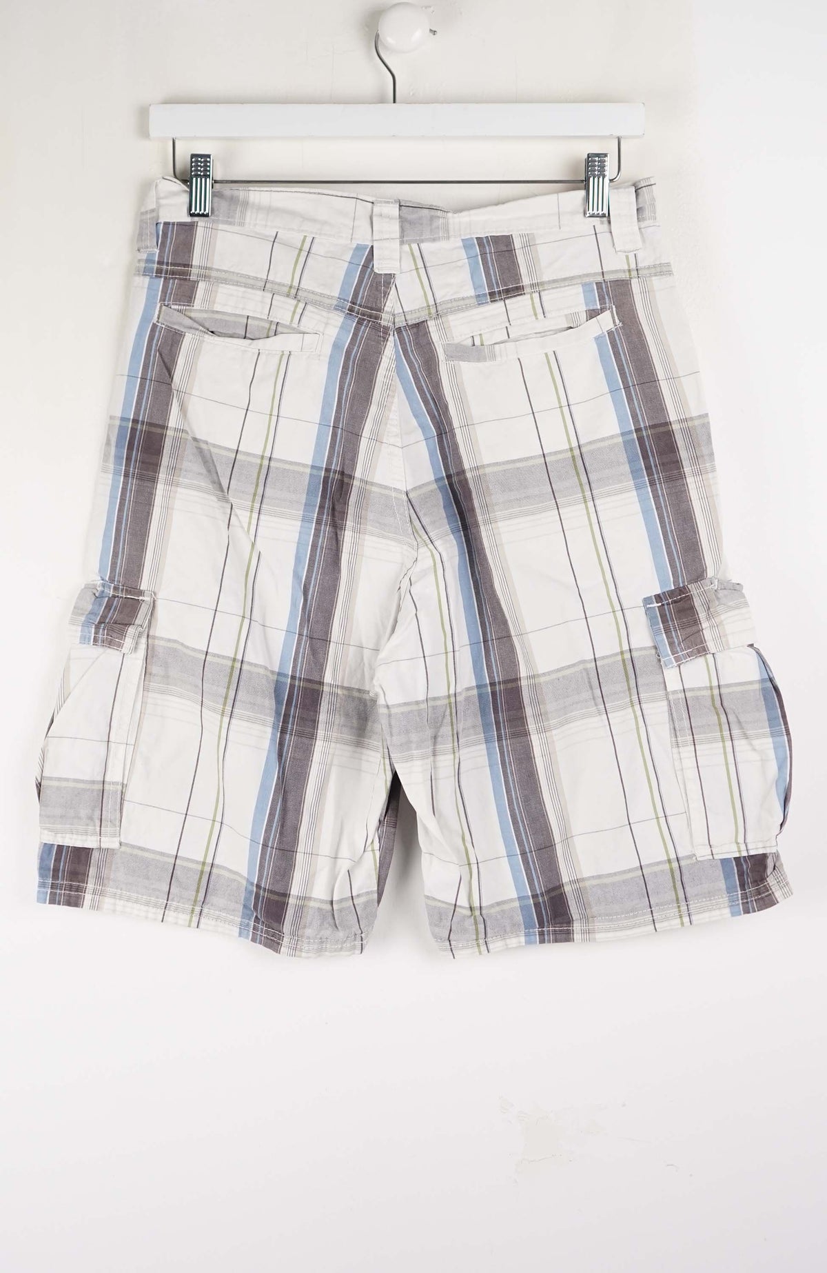 VINTAGE WRANGLER CARGO SHORTS W31