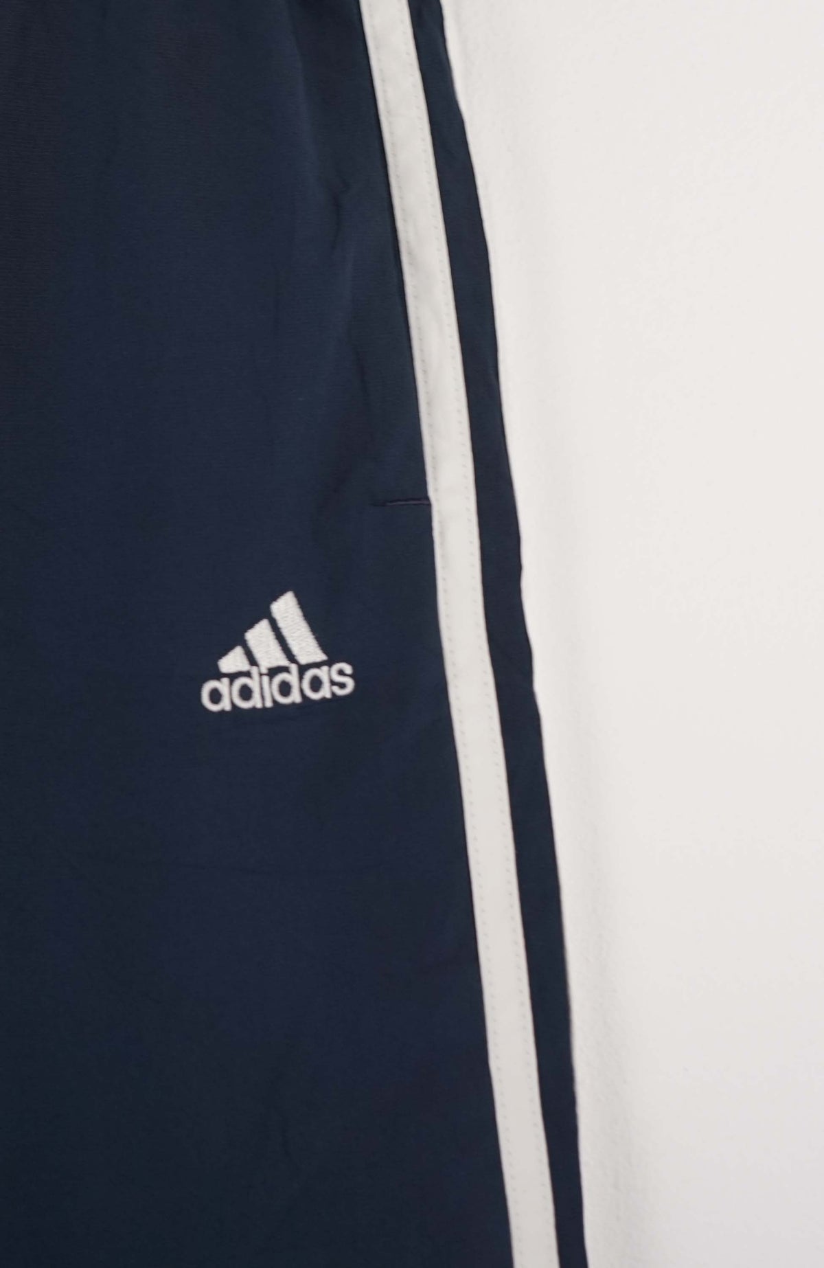 VINTAGE ADIDAS TRACK PANT SHORTS (S)