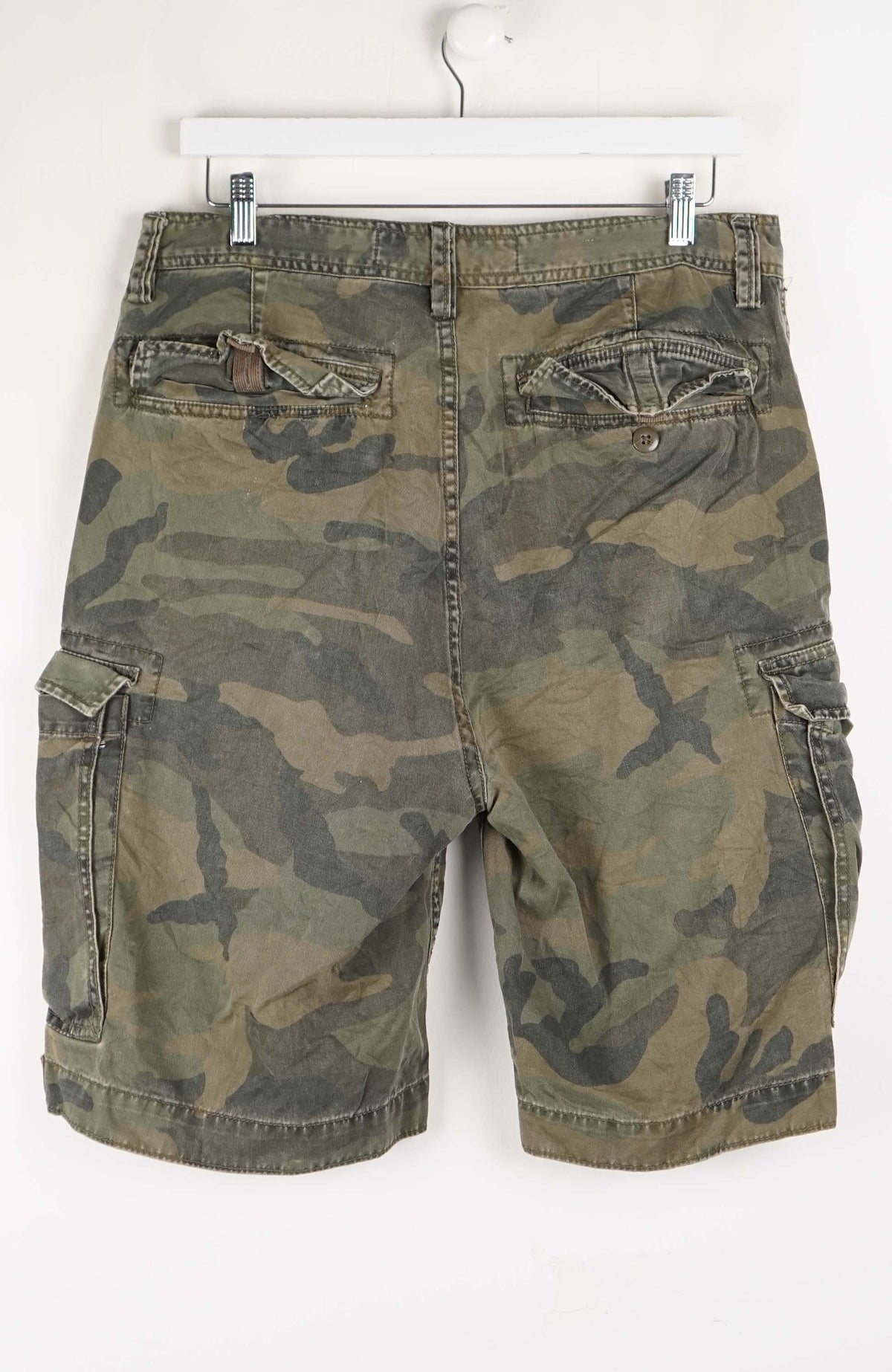 VINTAGE NAUTICA CAMO CARGO SHORTS W34