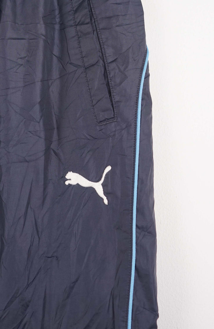 VINTAGE PUMA TRACK PANT SHORTS (S)