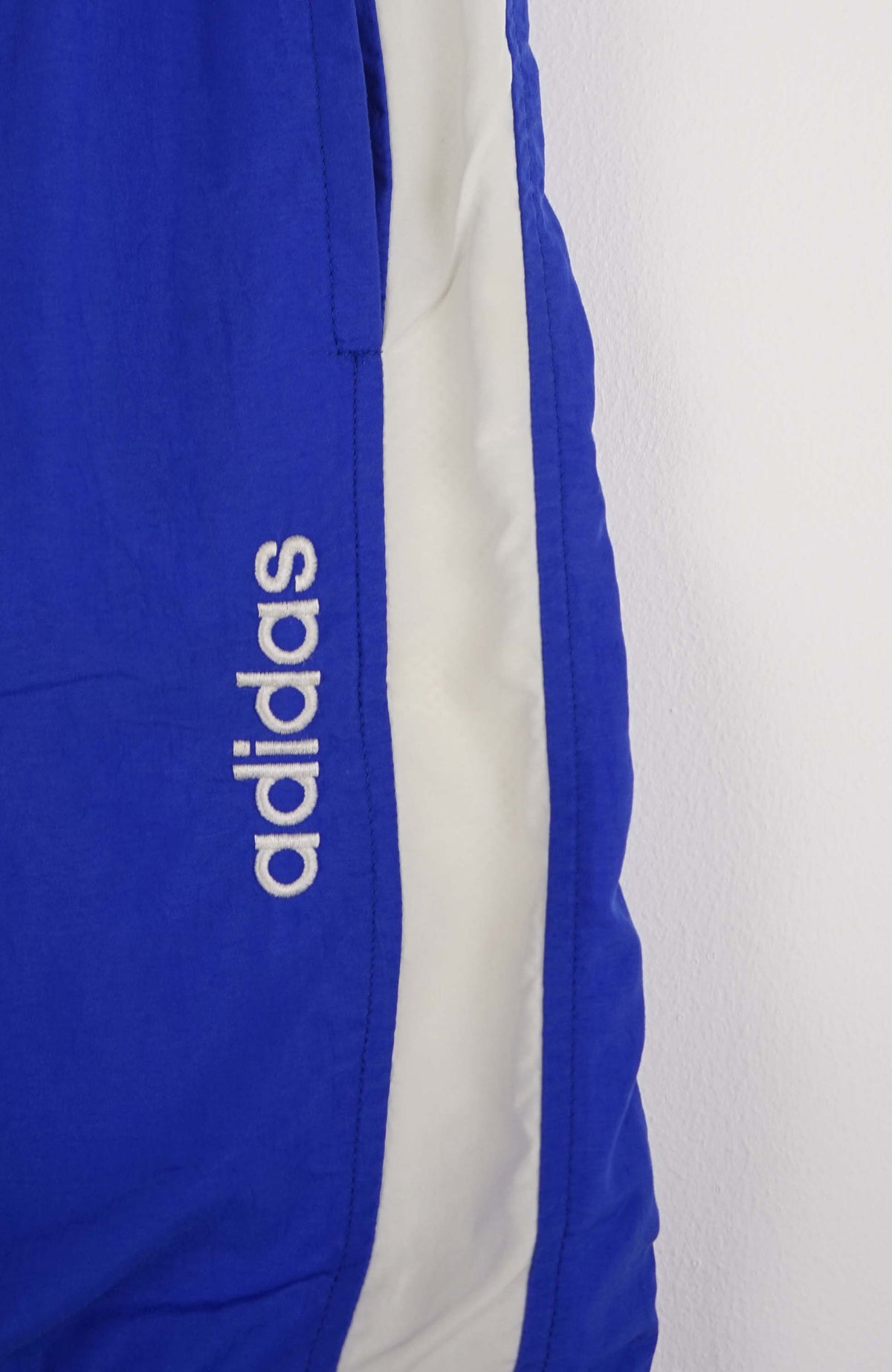 VINTAGE ADIDAS TRACK PANT SHORTS (S)