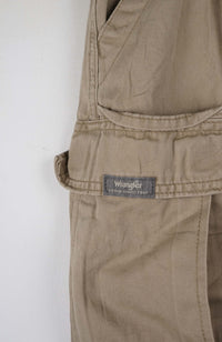 VINTAGE WRANGLER CARGO SHORTS W30